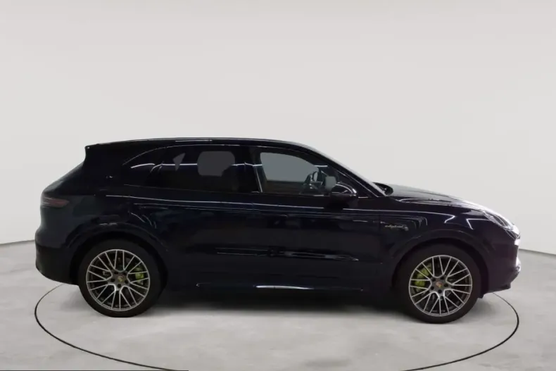 Porsche Cayenne din 2023 cu 41.053 km - oferta POR251335 - foto 3