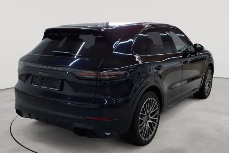 Porsche Cayenne din 2023 cu 41.053 km - oferta POR251335 - foto 4