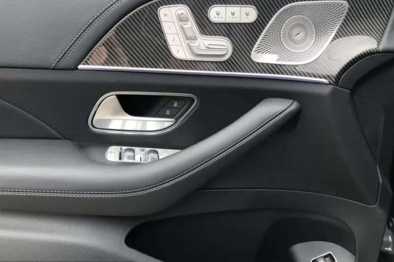 Mercedes-Benz GLE 53 AMG (Clasa GLE) din 2025 cu 18.243 km - oferta MER251342 - foto 15