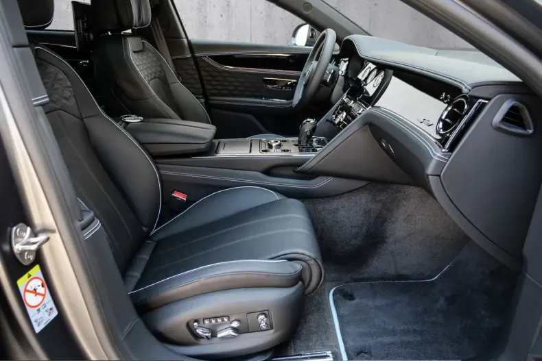 Bentley Flying Spur din 2025 cu 5.700 km - oferta BEN251355 - foto 6