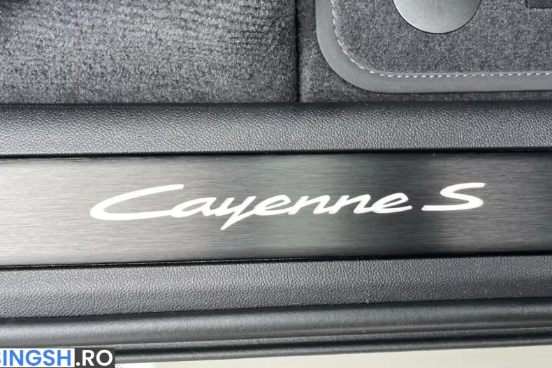 Porsche Cayenne din 2025 cu 19.990 km - oferta POR251358 - foto 19