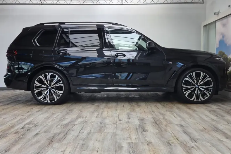 BMW X7 (Seria X) din 2025 cu 10.900 km - oferta BMW251362 - foto 4
