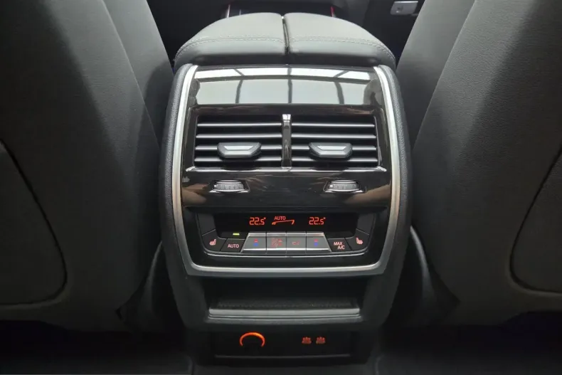 BMW X7 (Seria X) din 2025 cu 10.900 km - oferta BMW251362 - foto 31