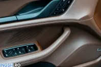 Porsche Taycan din 2026 cu 3.950 km - oferta POR251368 - foto 27