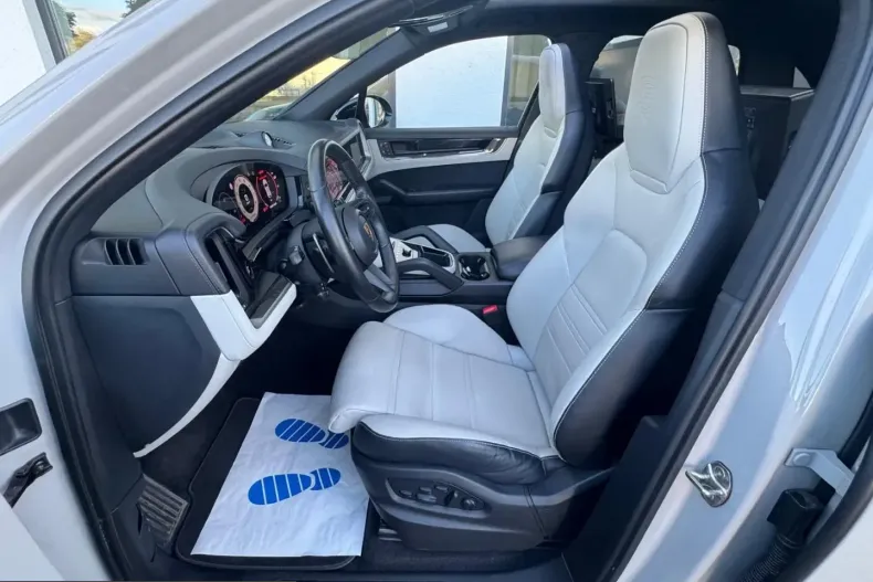 Porsche Cayenne din 2024 cu 79.000 km - oferta POR251372 - foto 24