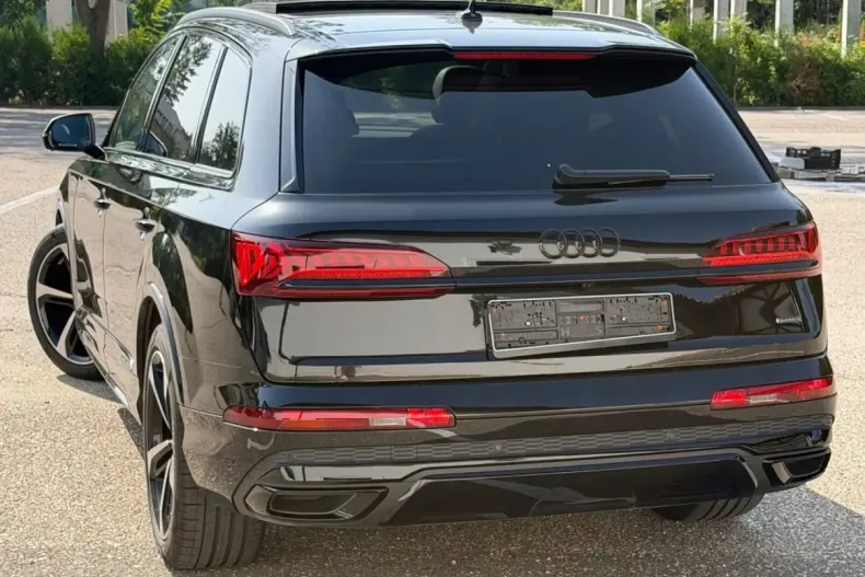 Audi Q7 din 2023 cu 13.920 km - oferta AUD251374 - foto 23