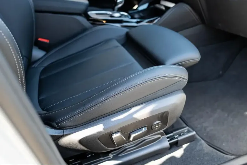 BMW X4 xDrive30i din 2025 cu 14.790 km - oferta BMW251377 - foto 14