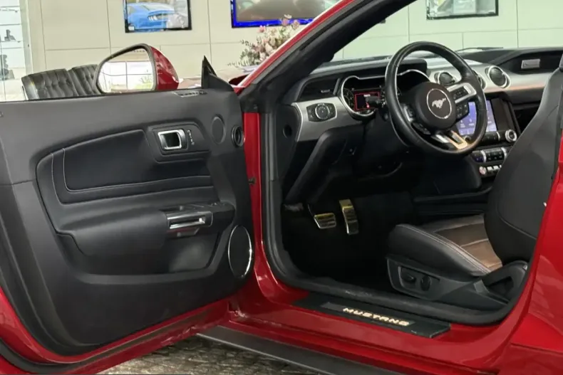 Ford Mustang din 2023 cu 15.892 km - oferta FOR251379 - foto 27