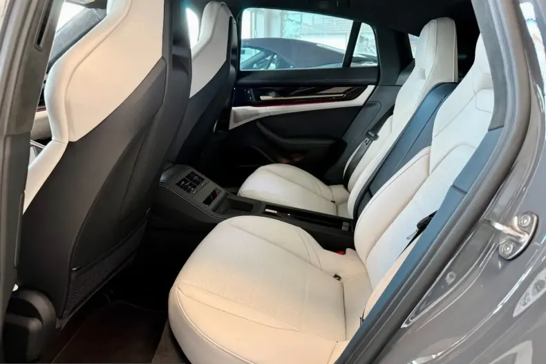 Porsche Panamera din 2025 cu 28.281 km - oferta POR251381 - foto 9