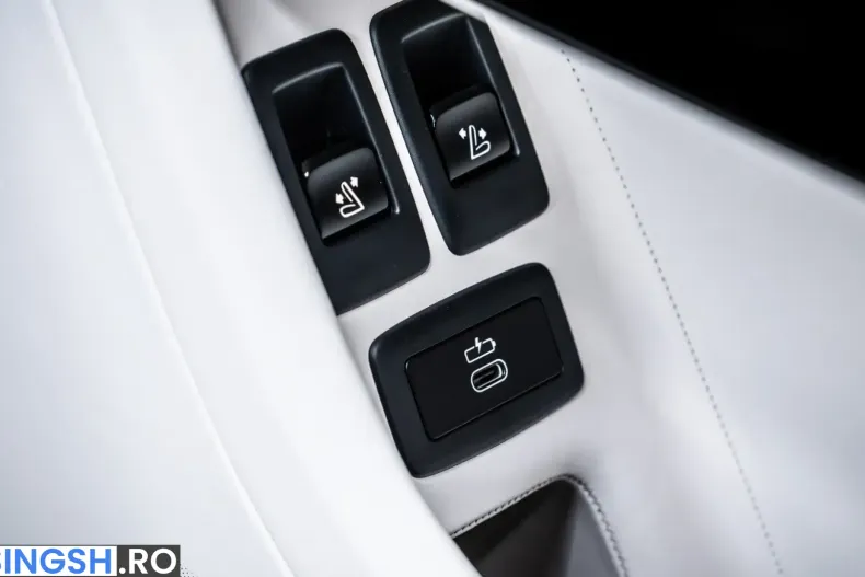 Rolls-Royce Cullinan din 2026 cu 51 km - oferta ROL251389 - foto 26