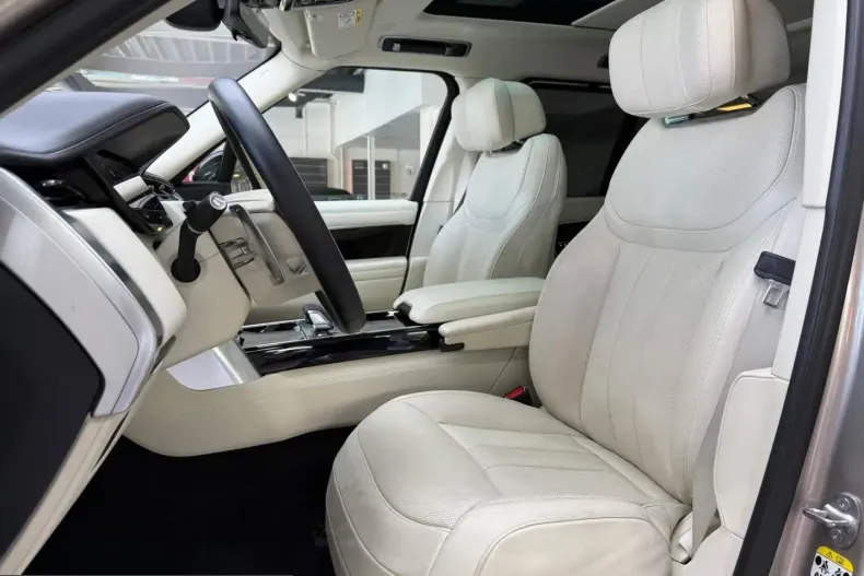 Land Rover Range Rover din 2022 cu 45.000 km - oferta LAN251390 - foto 2
