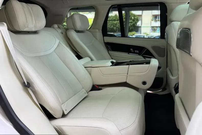 Land Rover Range Rover din 2022 cu 45.000 km - oferta LAN251390 - foto 25