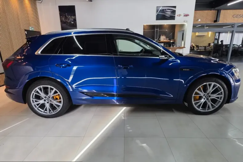 Audi e-tron din 2022 cu 36.500 km - oferta AUD251391 - foto 11