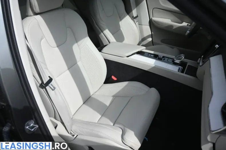Volvo XC60 din 2025 cu 10.200 km - oferta VOL251393 - foto 7