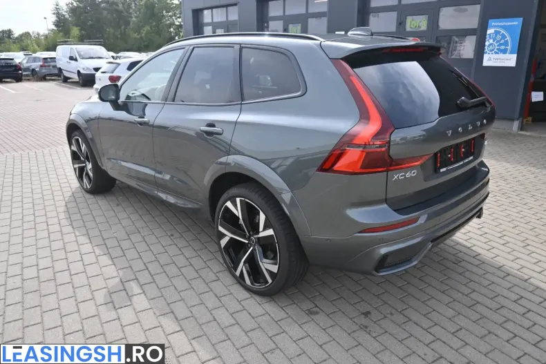 Volvo XC60 din 2025 cu 10.200 km - oferta VOL251393 - foto 11