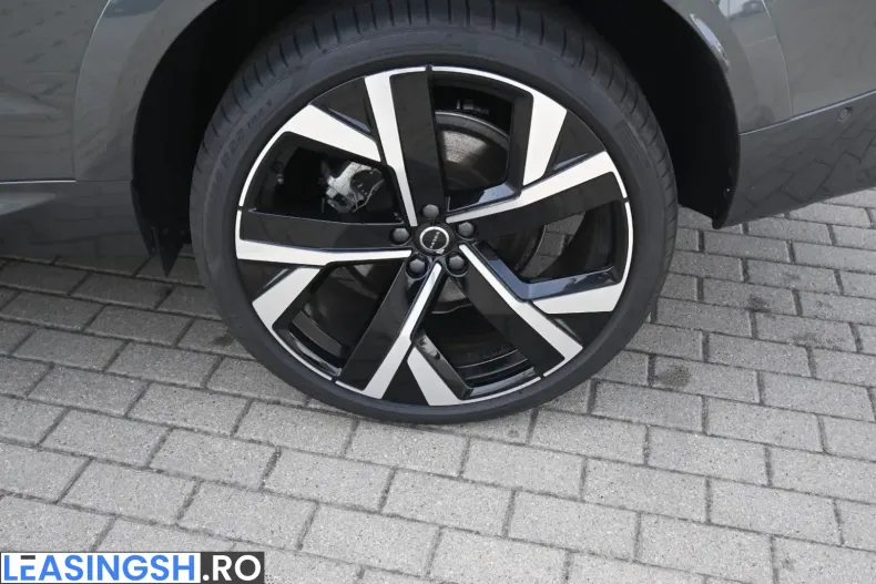 Volvo XC60 din 2025 cu 10.200 km - oferta VOL251393 - foto 12