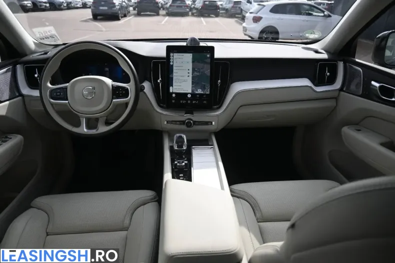 Volvo XC60 din 2025 cu 10.200 km - oferta VOL251393 - foto 15