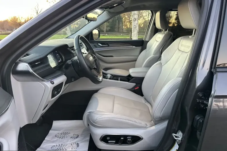 Jeep Grand Cherokee din 2022 cu 28.755 km - oferta JEE251395 - foto 2