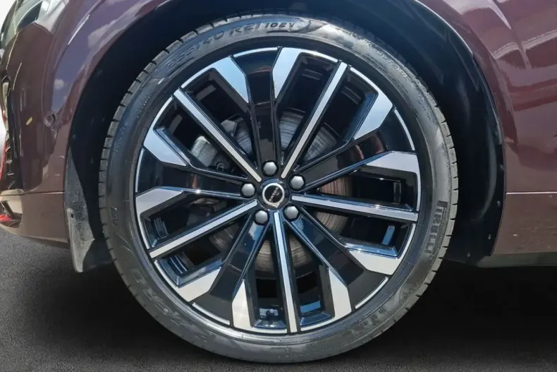 Volvo XC60 din 2025 cu 16.999 km - oferta VOL251396 - foto 8