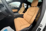 Volvo XC60 din 2025 cu 22.200 km - oferta VOL251397 - foto 2