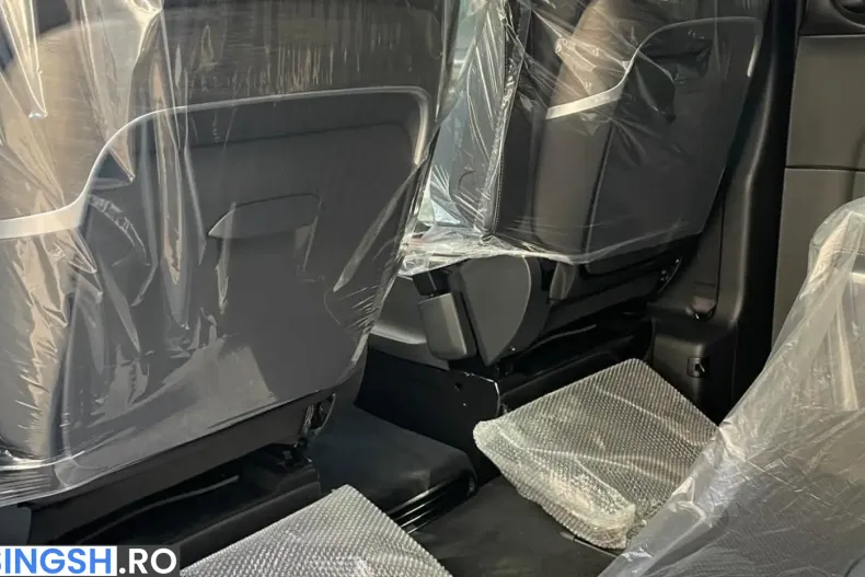 Mercedes-Benz V 300 Extra Long VIP din 2026 cu 100 km - oferta MER251398 - foto 5