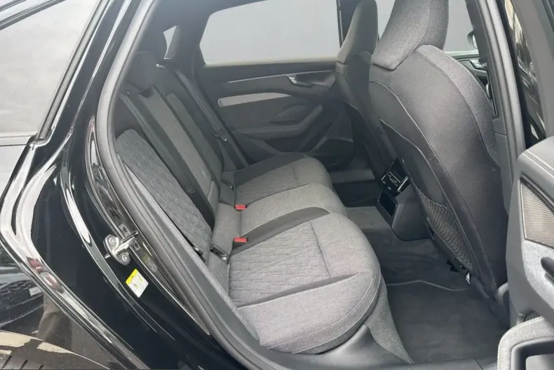 Audi A6 din 2025 cu 8.730 km - oferta AUD251400 - foto 11