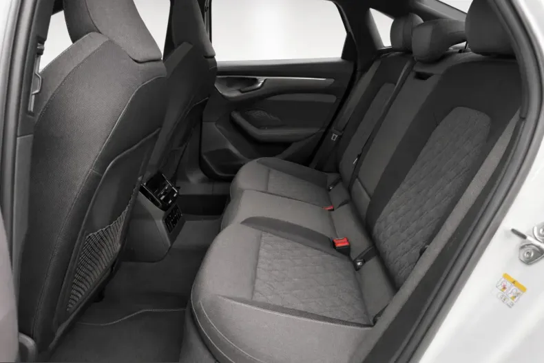 Audi A6 din 2025 cu 3.985 km - oferta AUD251403 - foto 27