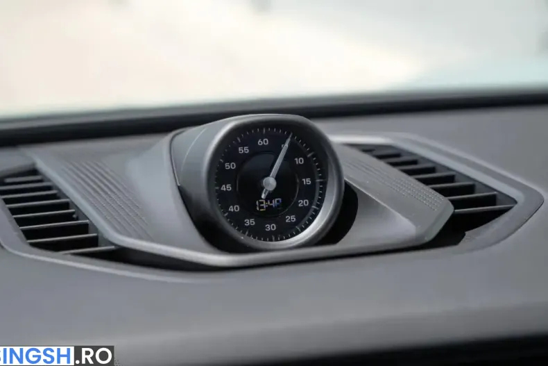 Porsche Cayenne Electric din 2026 cu 9.900 km - oferta POR251420 - foto 21
