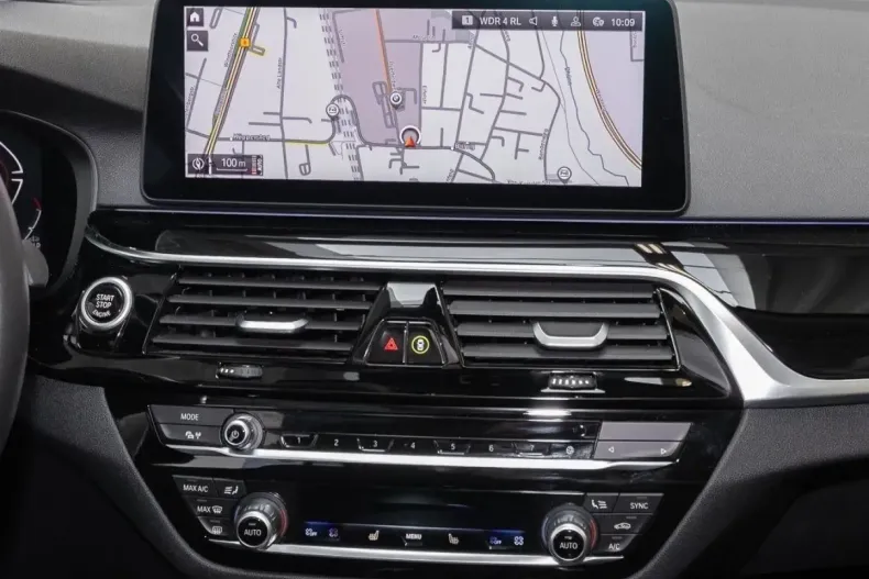 BMW 530 (Seria 5) din 2023 cu 23.581 km - oferta BMW251424 - foto 8