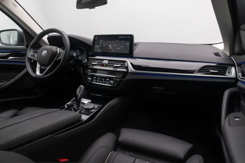 BMW 530 (Seria 5) din 2023 cu 49.025 km - oferta BMW251426 - foto 38