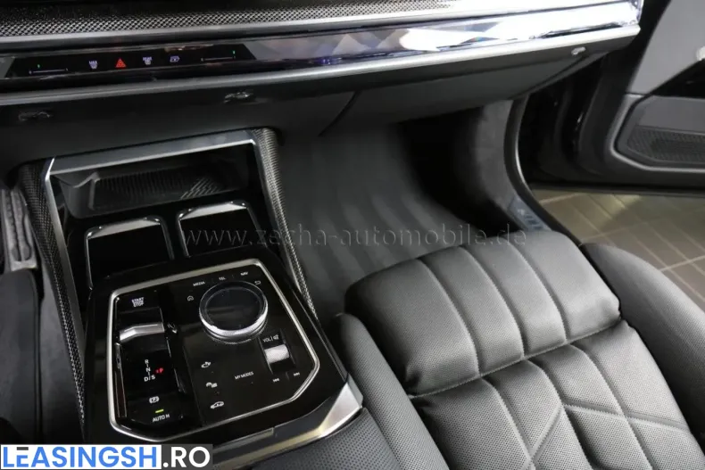 BMW 740 (Seria 7) din 2025 cu 13.900 km - oferta BMW251432 - foto 8
