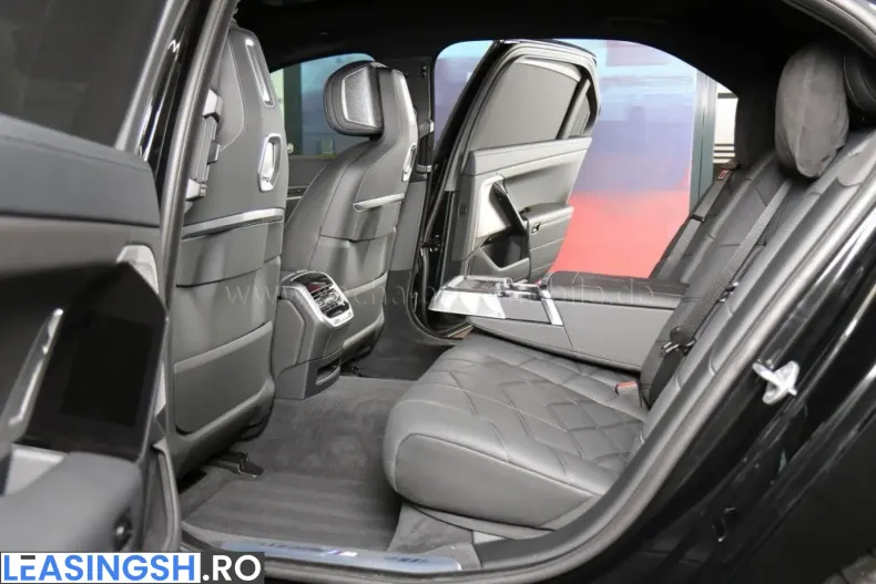BMW 740 (Seria 7) din 2025 cu 13.900 km - oferta BMW251432 - foto 23