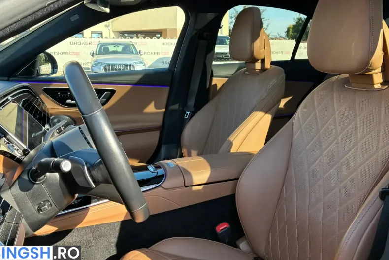 Mercedes-Benz E 300 (Clasa E) din 2024 cu 32.806 km - oferta MER251434 - foto 11