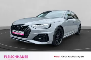 Audi RS4 din 2022 - oferta AUD251435