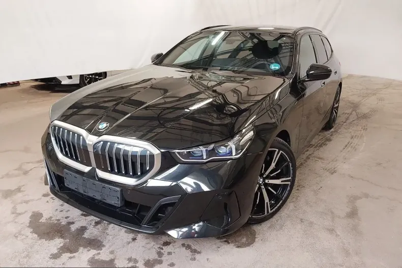 BMW 540 (Seria 5) din 2025 cu 27.528 km - oferta BMW251436 - foto 1