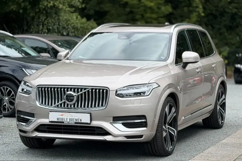 Volvo XC90 din 2022 cu 49.700 km - oferta VOL251438 - foto 1