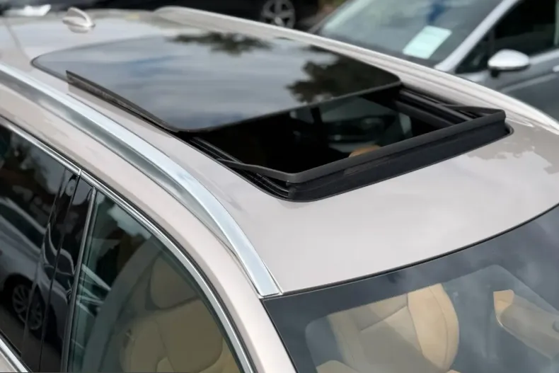 Volvo XC90 din 2022 cu 49.700 km - oferta VOL251438 - foto 5
