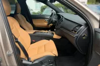 Volvo XC90 din 2022 cu 49.700 km - oferta VOL251438 - foto 12