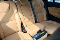 Volvo XC90 din 2022 cu 49.700 km - oferta VOL251438 - foto 15