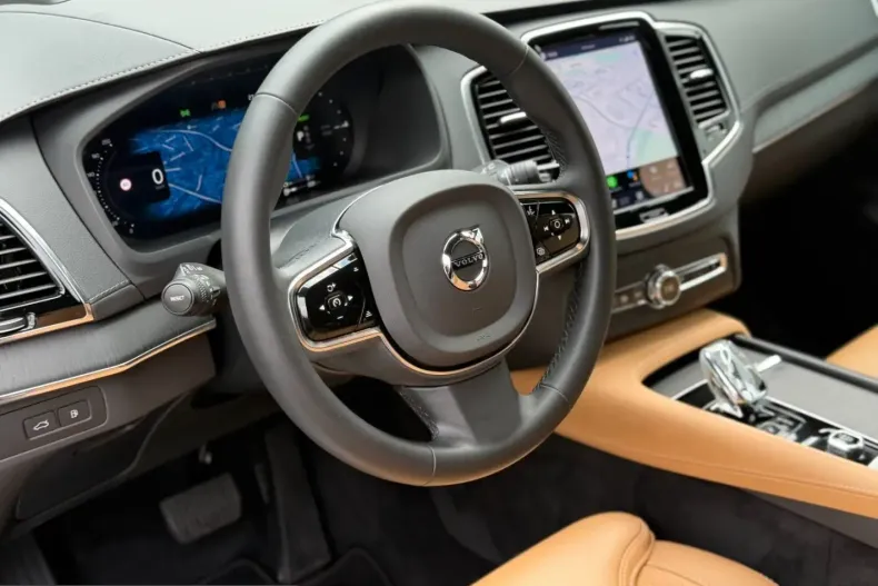 Volvo XC90 din 2022 cu 49.700 km - oferta VOL251438 - foto 19