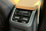 Volvo XC90 din 2022 cu 49.700 km - oferta VOL251438 - foto 27