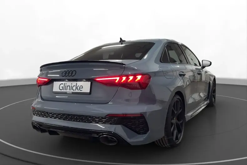 Audi RS3 din 2024 cu 20.990 km - oferta AUD251444 - foto 4