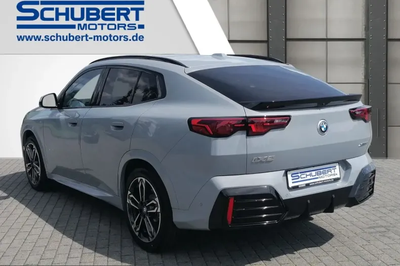 BMW iX2 (Seria X) din 2024 cu 39.000 km - oferta BMW251446 - foto 3