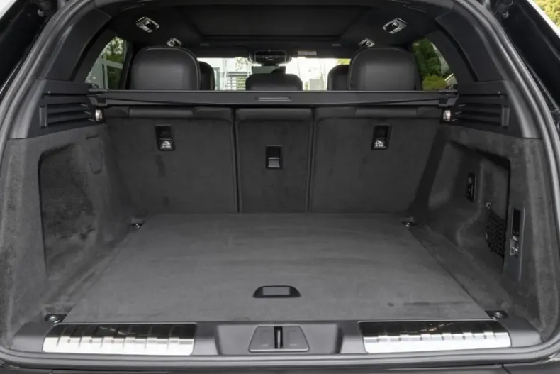 Land Rover Range Rover Sport din 2025 cu 5.238 km - oferta LAN251447 - foto 17