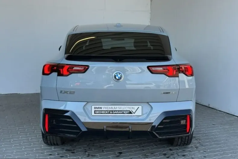 BMW iX2 (Seria X) din 2025 cu 26.555 km - oferta BMW251449 - foto 2