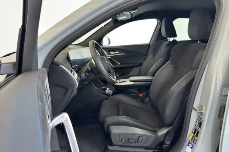 BMW iX2 (Seria X) din 2025 cu 26.555 km - oferta BMW251449 - foto 7