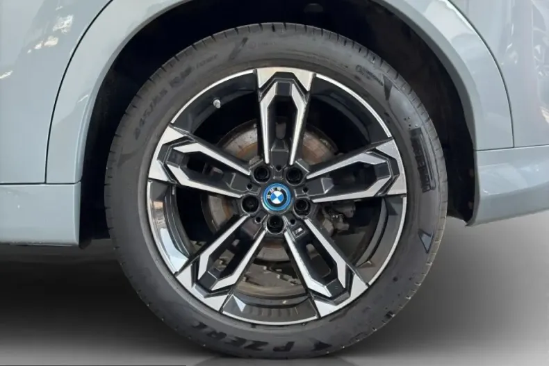 BMW iX2 (Seria X) din 2025 cu 26.555 km - oferta BMW251449 - foto 9