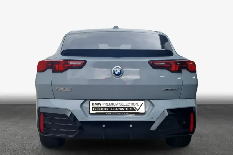 BMW iX2 (Seria X) din 2024 cu 34.704 km - oferta BMW251450 - foto 4