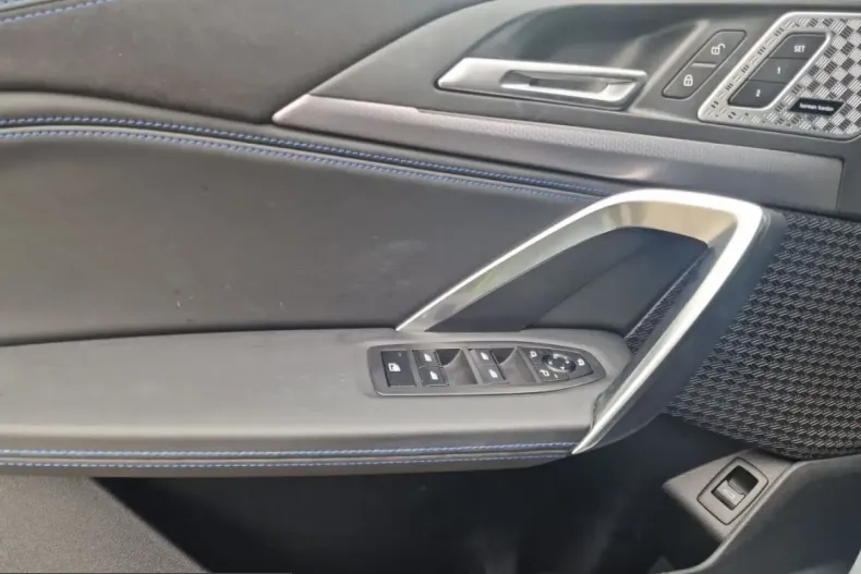 BMW iX2 (Seria X) din 2024 cu 34.704 km - oferta BMW251450 - foto 19