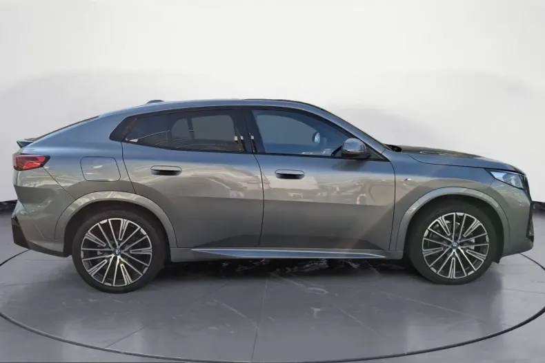 BMW iX2 (Seria X) din 2025 cu 18.838 km - oferta BMW251452 - foto 5